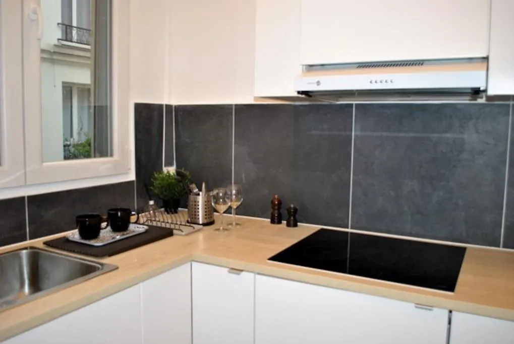 De 80 M² Proche Gare Du Nord Apartment *
